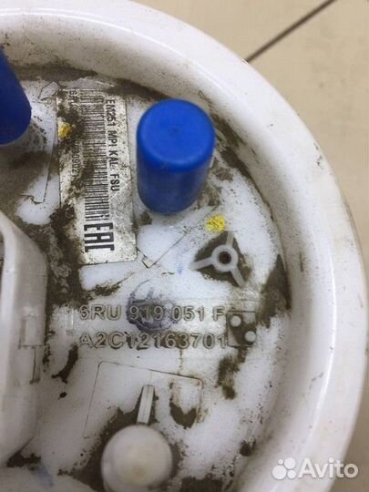 Насос топливный Volkswagen Polo