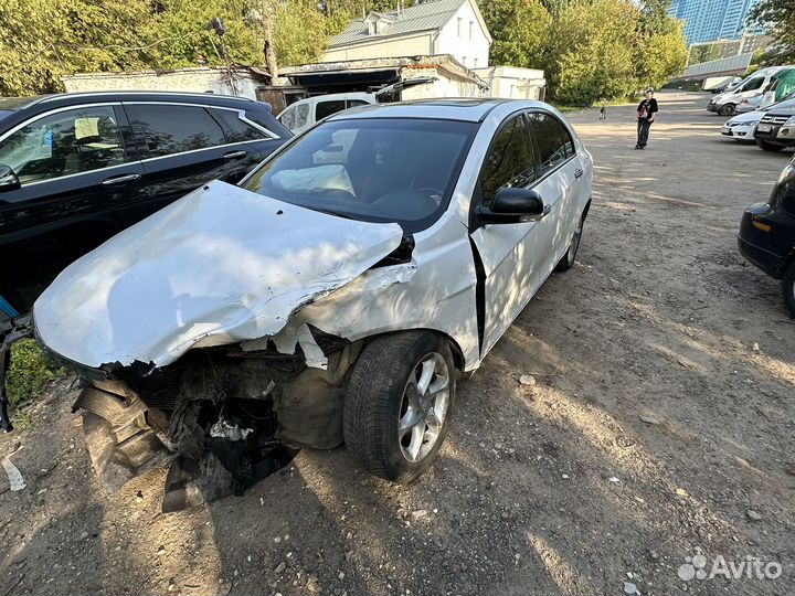 Geely Emgrand EC7, 2013