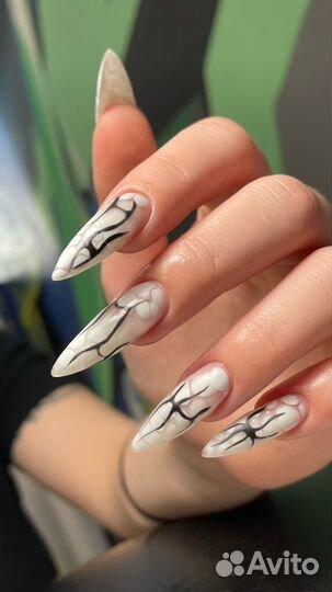 Мастер маникюра