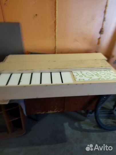 Вешалка для одежды напольная бу