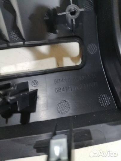 Накладка торпедо левая (Nissan Qashqai J11)