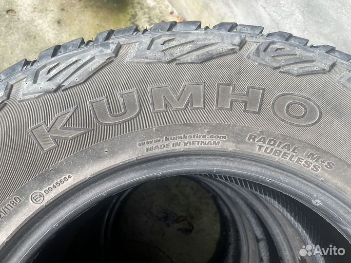 Kumho Road Venture MT51 265/70 R17