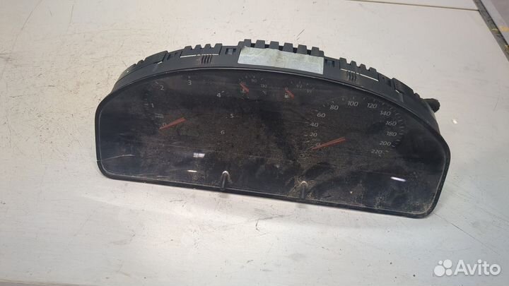 Щиток приборов Volkswagen Transporter 5, 2004