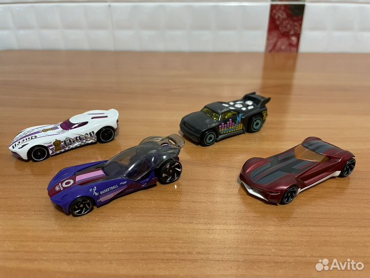 Игрушка Автовоз и машинки Hot Wheels