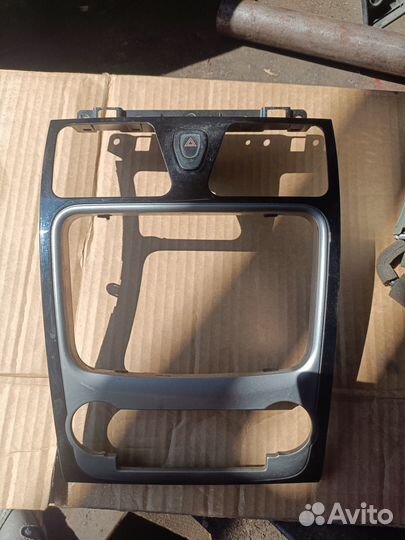 Рамка магнитолы Geely Emgrand EC7