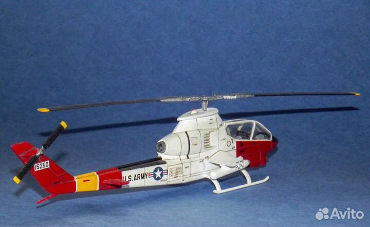 Модель вертолёта AH-1G Cobra
