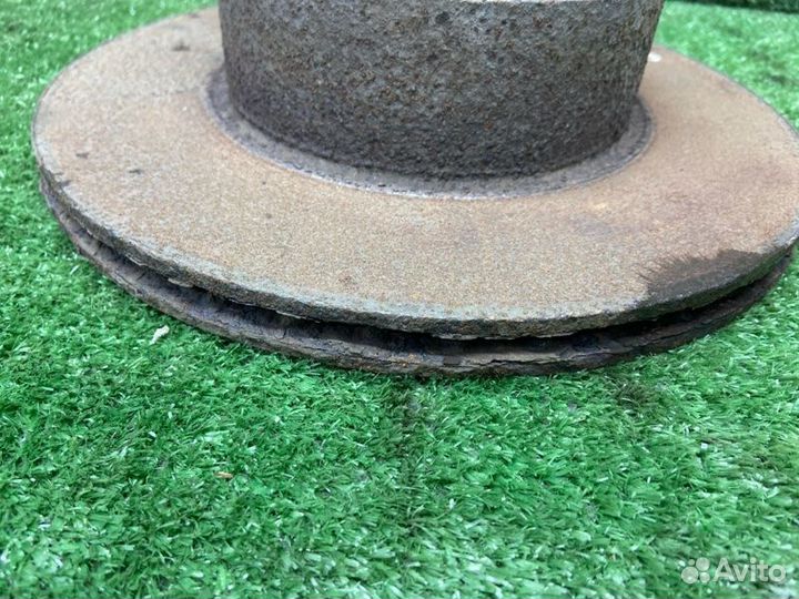 Тормозной диск передний Bmw 5 E39