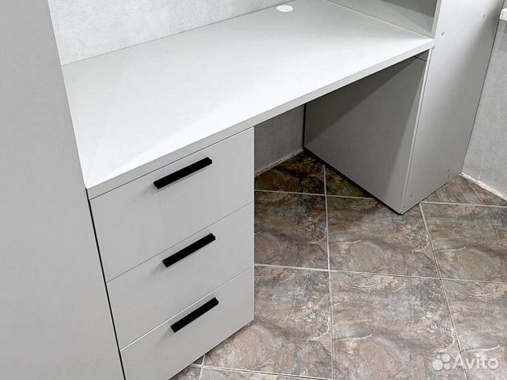 Школьный уголок со шкафом на заказ