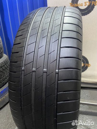 Goodyear EfficientGrip Performance 215/55 R17 98W