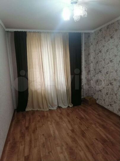 4-к. квартира, 87 м², 1/9 эт.