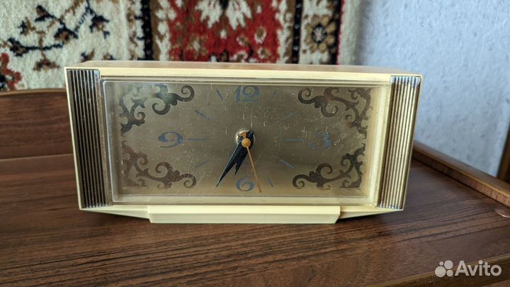 Часы СССР разные