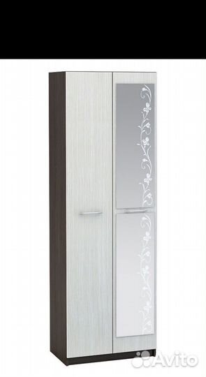 Шкаф двухдверный