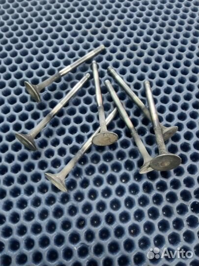 Honda CBR400R NC23E клапан выпускной