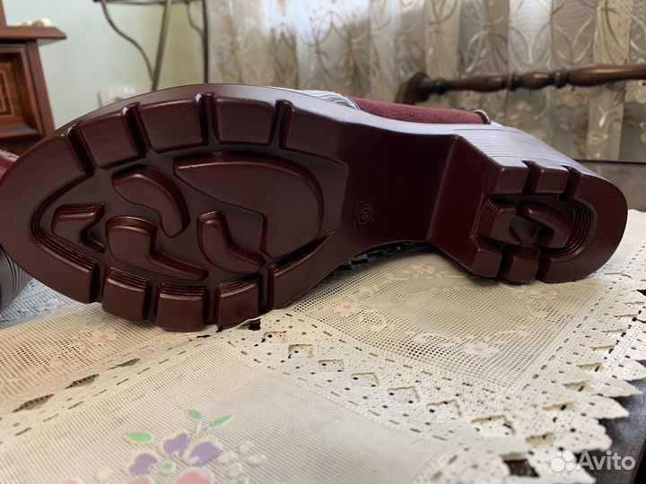 Туфли женские (Ботильоны) 40 размер Новые 