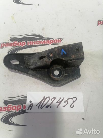 Кронштейн задней балки Toyota Camry GSV50 2011-201