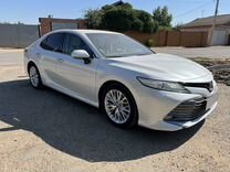 Toyota Camry 2.5 AT, 2018, 84 000 км, с пробегом, цена 2 900 000 руб.