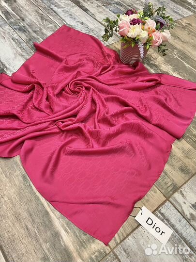 Легкий шелковый платок Dior фуксия розовый