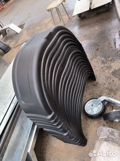 Крылья заводские на прицепы алко, аляска