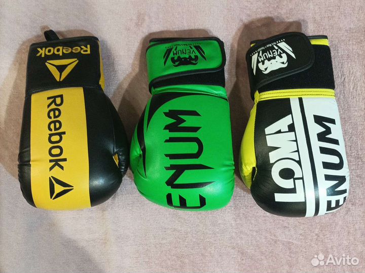 Боксерские перчатки
