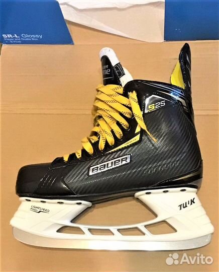 Продам Коньки хоккейные Bauer Supreme S25