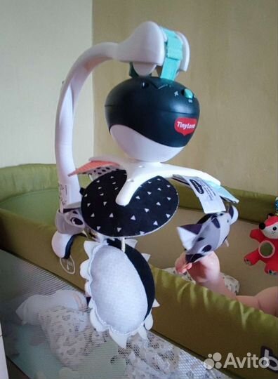 Детский музыкальный мобиль