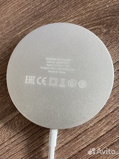 Беспроводная зарядка для iPhone MagSafe 15w