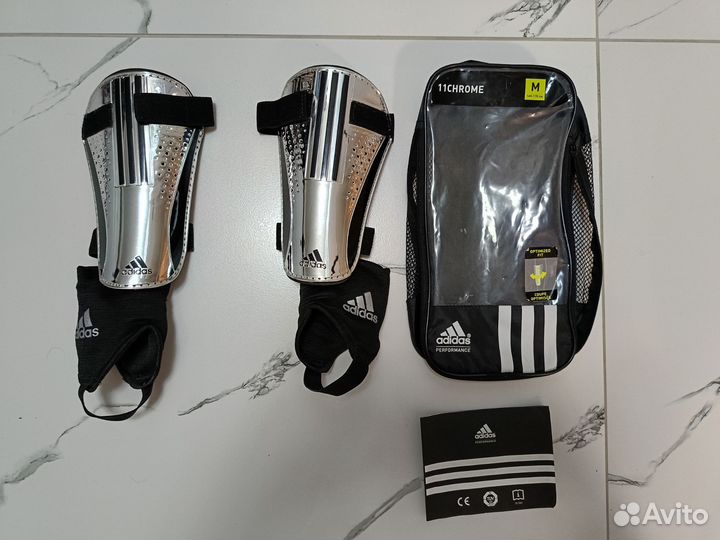 Щитки футбольные Adidas perfomance 11 chrome