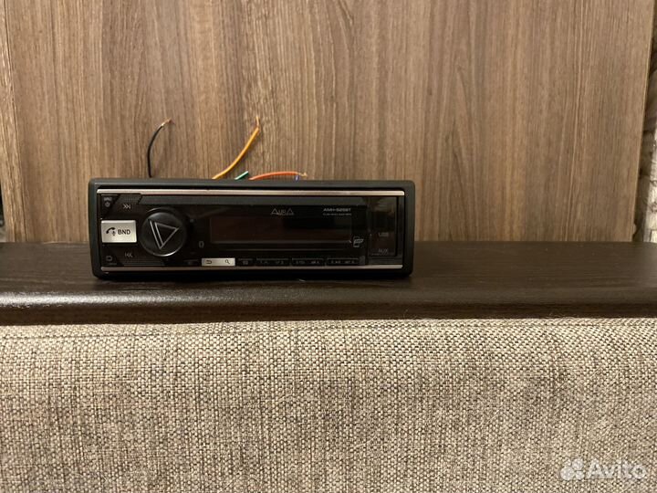 Магнитола Aura 525bt