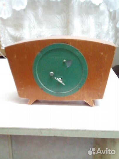 Настольные часы