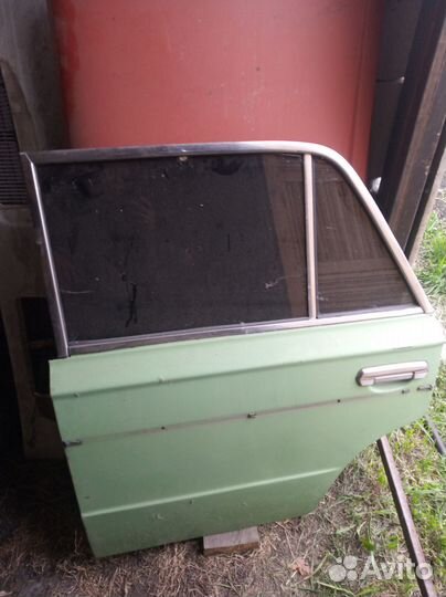 Дверь задняя левая ваз 2106