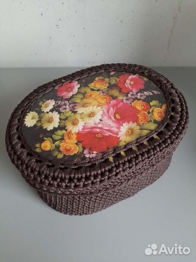 Вязаная шкатулка ручной работы узор Жостово