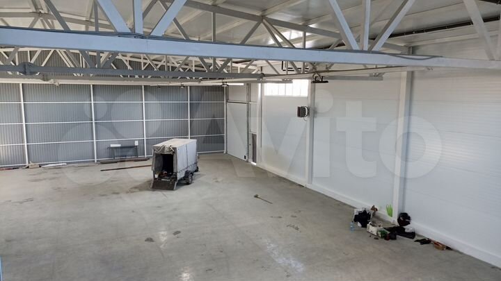 Склад, 700 м²