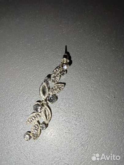 Бижутерия :серьги + колье