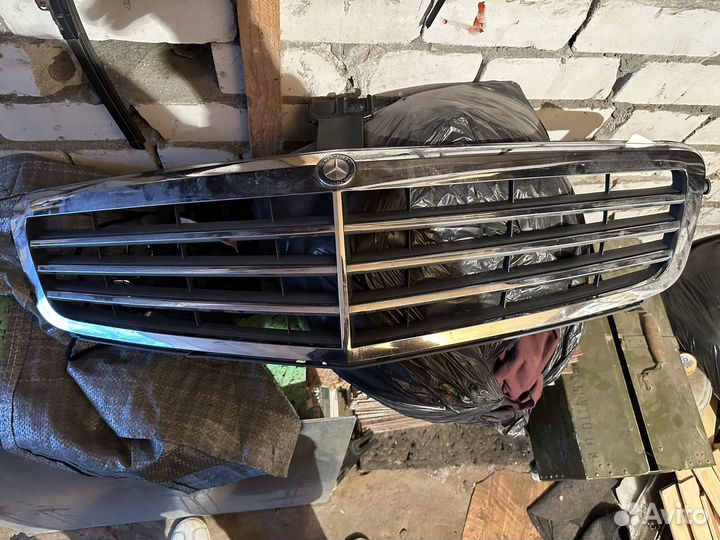 Решетка радиатора mercedes w204