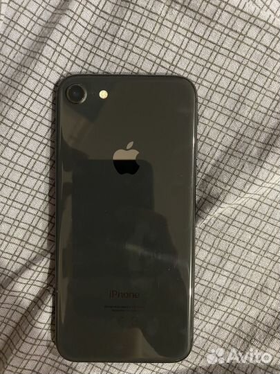 iPhone 8, 64 ГБ