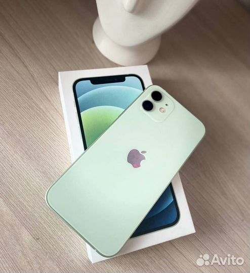 iPhone 12, 64 ГБ