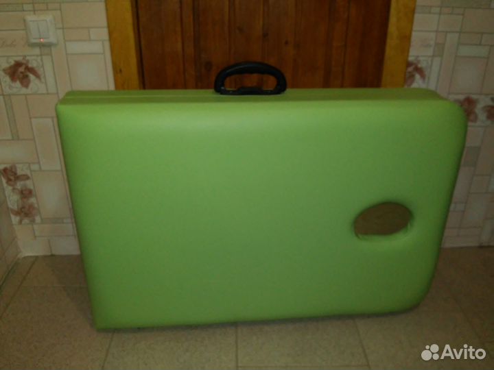 Массажная кушетка в аренду