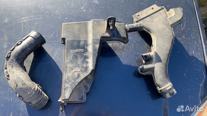 Воздуховод Nissan Tiida 1.8