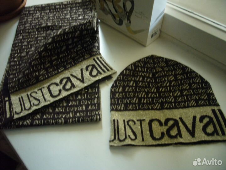 Шапка и шарф Just Cavalli новые