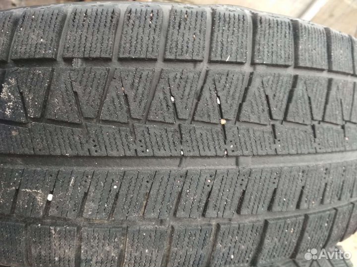 Bridgestone Blizzak Revo GZ 215/55 R16