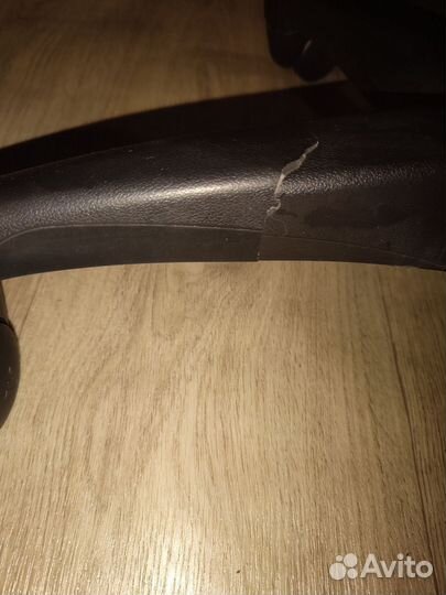 Компьютерное кресло