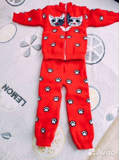 Костюм теплый для девочки. Новый