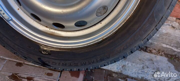 Резина с дисками на Ларгус