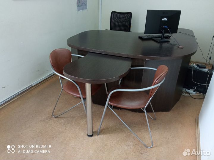 Продам стол-руководителя
