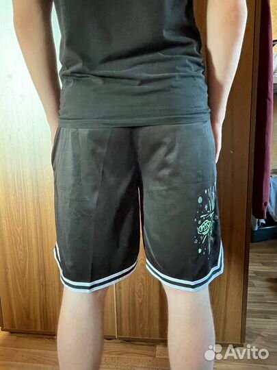 Баскетбольные шорты