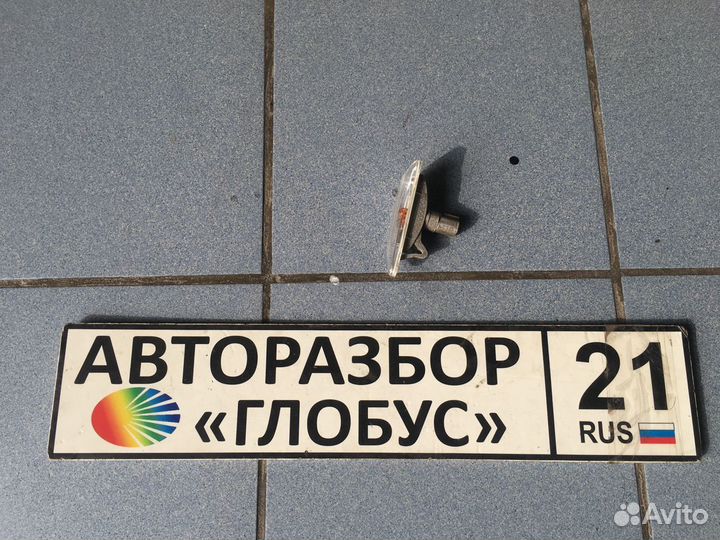 Поворотник передний правый Хюндай Солярис