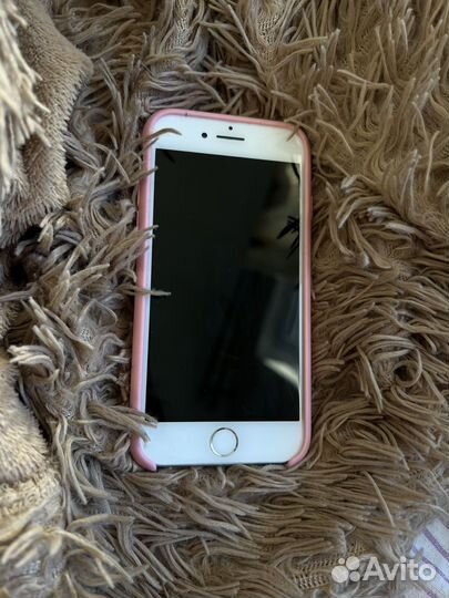 iPhone 8, 64 ГБ
