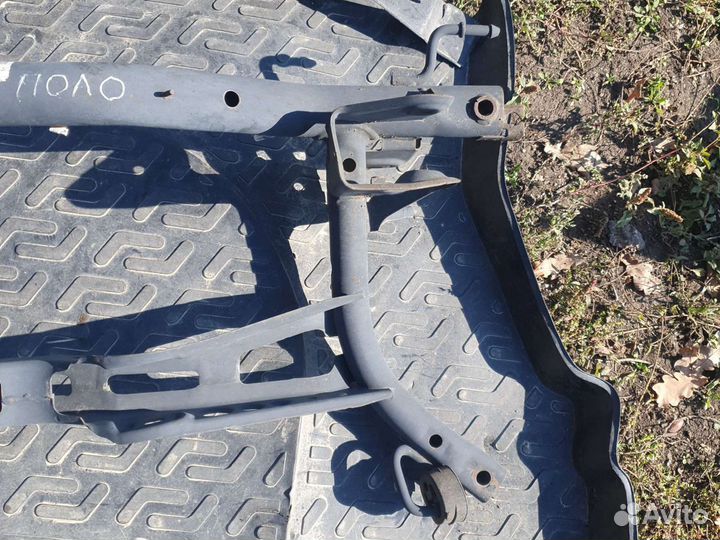 Подрамник задний Volswagen Polo 2004г,в