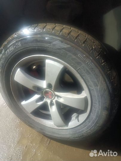 Dunlop Graspic DS3 225/65 R16 197R