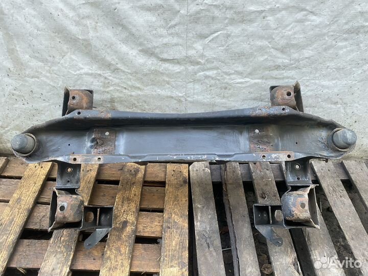 Подрамник,балка Mercedes sprinter 901-905